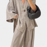 Eli Conjunto Oversize de Top con Cuello en V y Pantalón Recto
