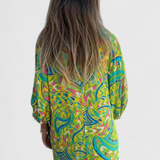 Carmina Vestido Maxi Bohemio con Escote en V y Estampado Abstracto