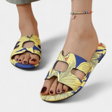 Berenice Sandalias Planas Multicolores con Estampado Tropical