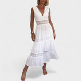 Patricia - Elegante vestido de encaje con cuello en V